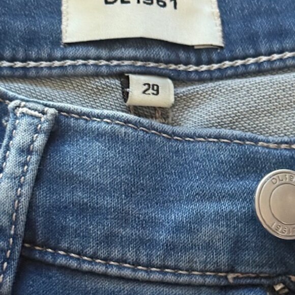 DL1961 Hepburn Wide-Leg High-Rise Relaxed Jeans Size 29 - Picture 5 of 6